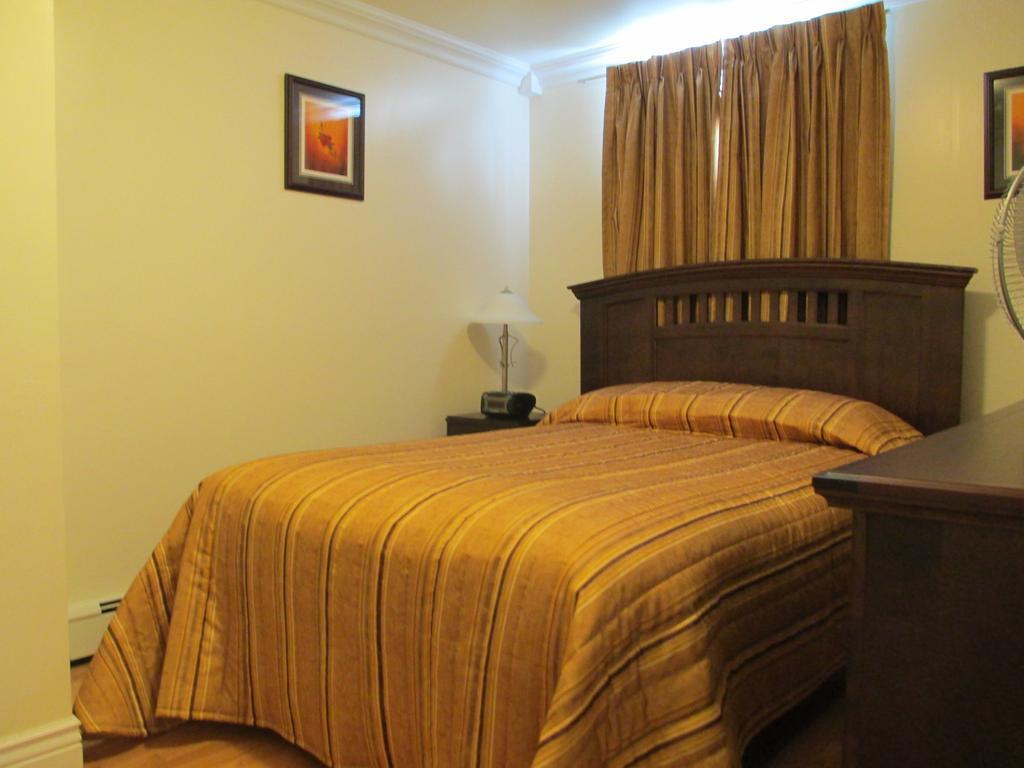 Comerford'S Ocean View Suites Holyrood ห้อง รูปภาพ